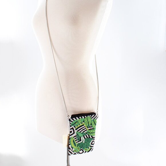 Kay Lee New York Green Tropical Beaded Cell Phone/Crossbody NWT Made ❤️ India - Picture 3 of 3